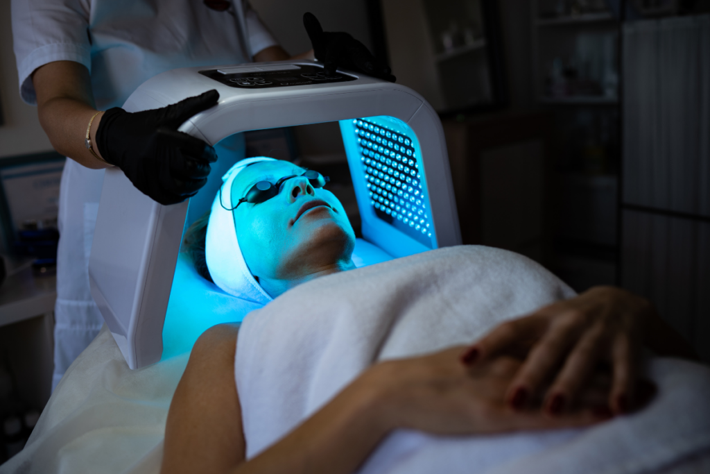 LED Light Therapy helps rosacea